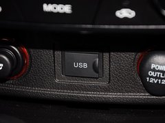2015款 1.5L 手动 三厢精英型
