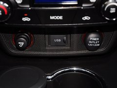 2015款 1.5L 手动 三厢精英型