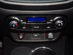 2015款 1.5L 手动 三厢精英型