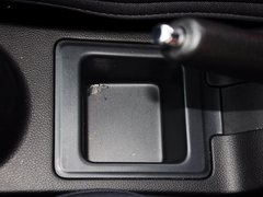 2015款 1.5L 手动 三厢精英型