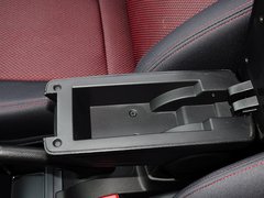 2015款 1.5L 手动 三厢精英型