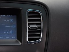 2015款 1.5L 手动 三厢精英型