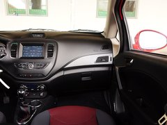 2015款 1.5L 手动 两厢进取型