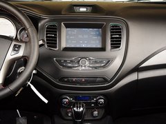 2015款 1.5L 手动 两厢进取型