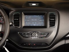 2015款 1.5L 手动 两厢进取型