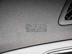 2015款 1.5L 手动 两厢进取型