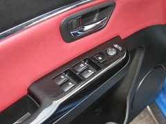 2015款 1.5L AMT尊贵型BJ415C