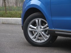 2015款 1.5L AMT尊贵型BJ415C