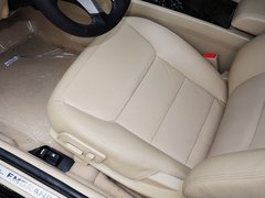2015款 2.0L 自动 尊贵型