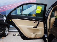2015款 2.0L 自动 尊贵型