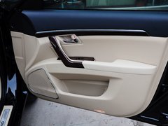 2015款 2.0L 自动 尊贵型