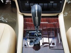 2015款 2.0L 自动 尊贵型