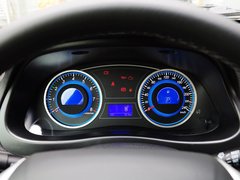 2015款 2.0L 自动 尊贵型