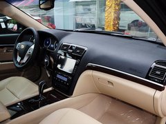 2015款 2.0L 自动 尊贵型