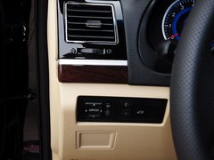 2015款 2.0L 自动 尊贵型