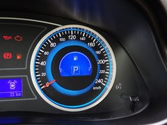 2015款 2.0L 自动 尊贵型