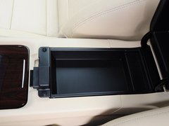 2015款 2.0L 自动 尊贵型