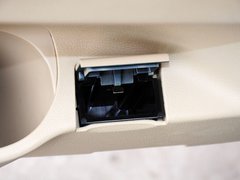 2015款 2.0L 自动 尊贵型