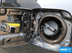 2015款 2.0L 自动 尊贵型