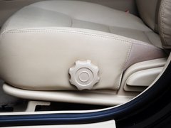 2015款 2.0L 自动 精英型