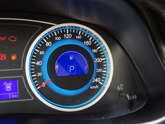 2015款 2.0L 自动 精英型