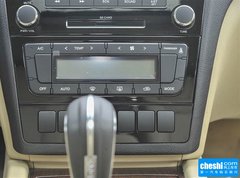 2015款 2.0L 自动 精英型