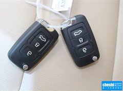 2015款 2.0L 自动 精英型
