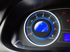 2015款 2.0L 手动 精英型