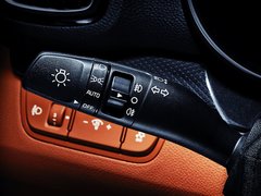 2015款 1.6L 自动 两驱PRM