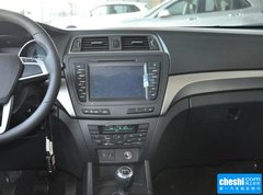 2015款 2.0T 手动 豪华型