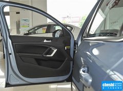 2015款 1.6T 自动 劲驰版