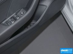 2015款 Limousine 45 TFSI S line 豪华型