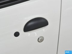 2015款 1.0L AMT 悦酷型