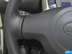 2015款 1.0L AMT 悦酷型