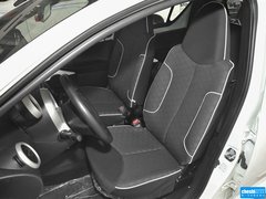 2015款 1.0L AMT 悦酷型
