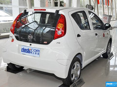 2015款 1.0L AMT 悦酷型