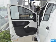 2015款 1.0L AMT 铉酷型