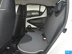 2015款 1.0L AMT 铉酷型