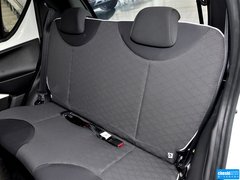 2015款 1.0L AMT 铉酷型