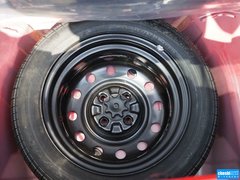 2015款 1.0L 悦酷型