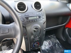 2015款 1.0L 悦酷型