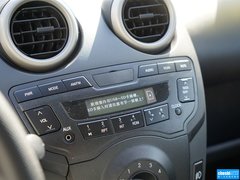 2015款 1.0L 铉酷型