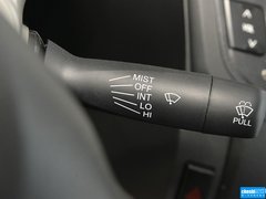 2015款 1.0L 铉酷型