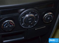2015款 两厢 1.4L 手动 理想型