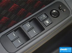2015款 两厢 1.4L 手动 理想型