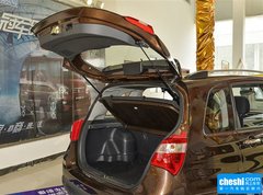2015款 兩廂 1.4L 手動(dòng) 暢想型