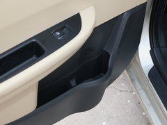 2015款 1.5L 手动 风尚版