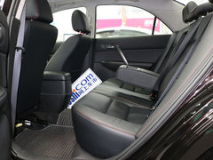 2015款 2.0L 自动 超豪华型