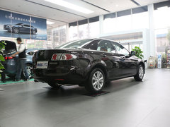 2015款 2.0L 自动 超豪华型