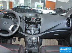 2015款 1.6L 手动豪华型天窗版